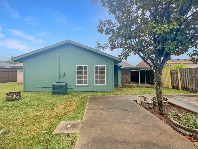 12107 Pompton Drive, Houston, TX 77089