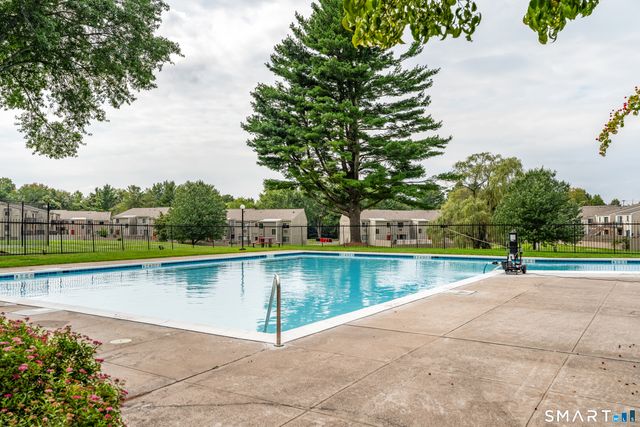 560 Yale Avenue 3, Meriden, CT 06450