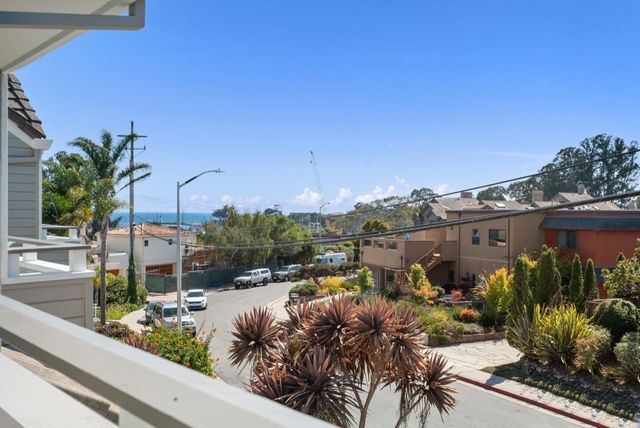 152 Frederick Street, Santa Cruz, CA 95062