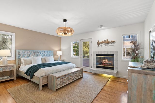 152 Frederick Street, Santa Cruz, CA 95062