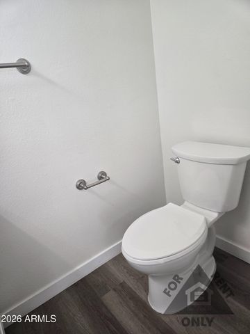 4025 E COOLBROOK Avenue, Phoenix, AZ 85032