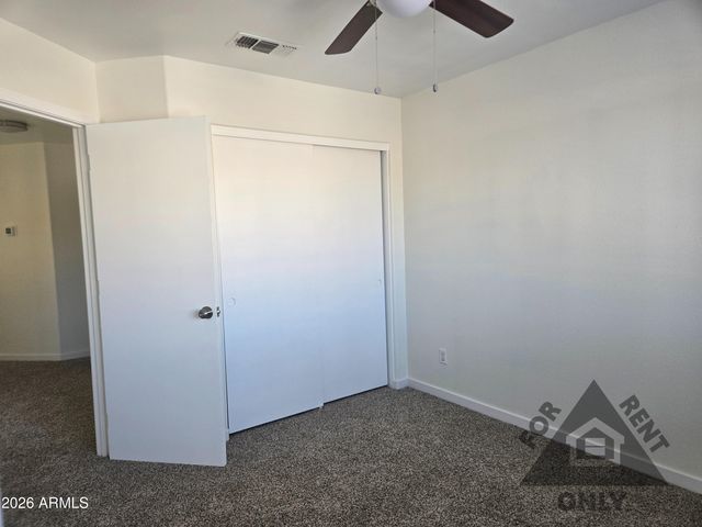 4025 E COOLBROOK Avenue, Phoenix, AZ 85032