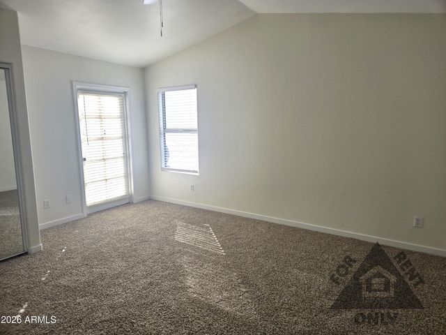 4025 E COOLBROOK Avenue, Phoenix, AZ 85032