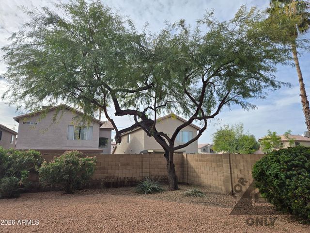 4025 E COOLBROOK Avenue, Phoenix, AZ 85032