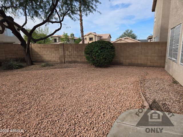 4025 E COOLBROOK Avenue, Phoenix, AZ 85032