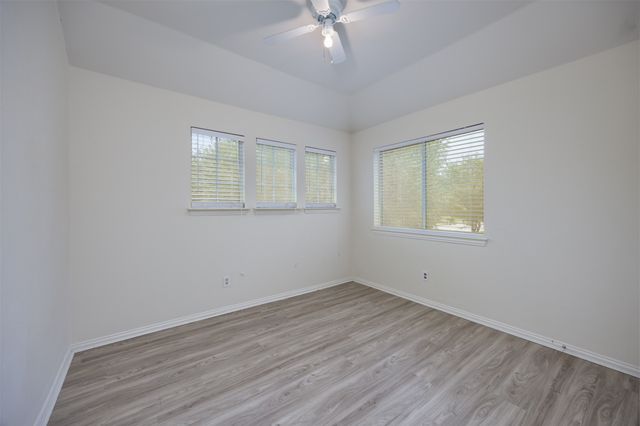 6609 Amesbury Lane, Rowlett, TX 75089