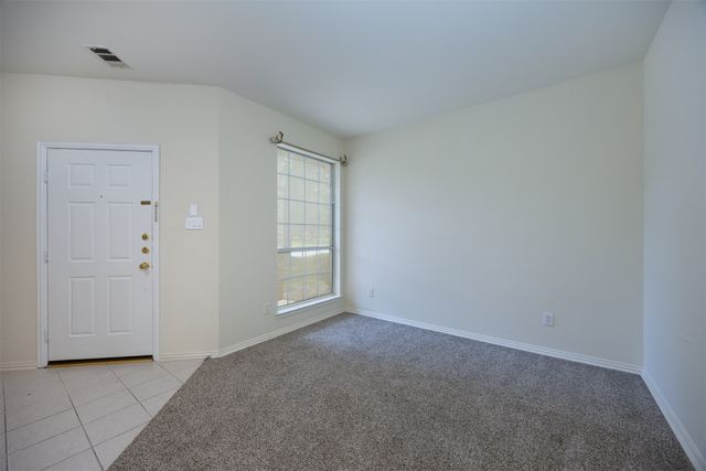 6609 Amesbury Lane, Rowlett, TX 75089