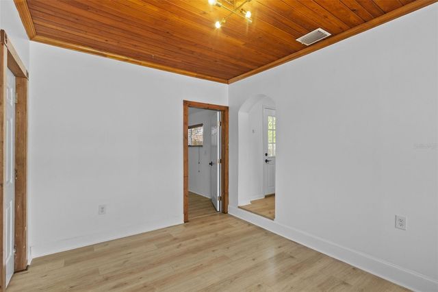 6206 S FOSTER AVENUE, Tampa, FL 33611
