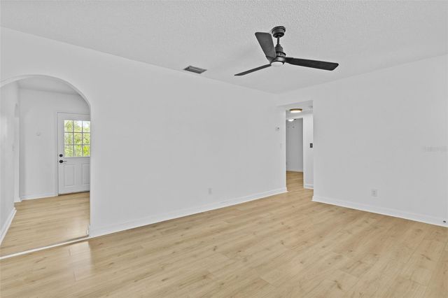 6206 S FOSTER AVENUE, Tampa, FL 33611