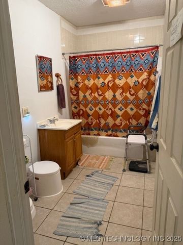 21403 E 410 Road, Chelsea, OK 74016