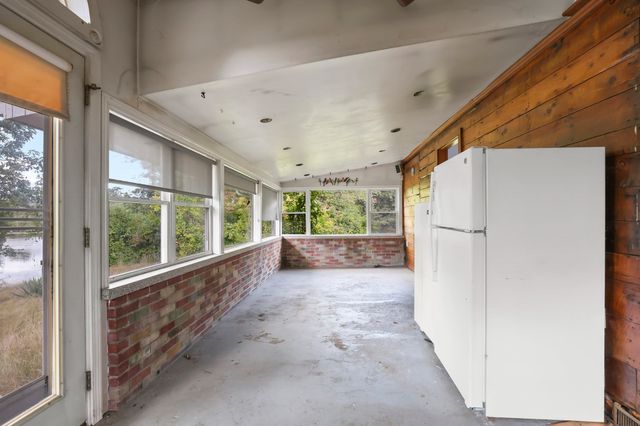 2576 Cranberry Hwy, Wareham, MA 02571