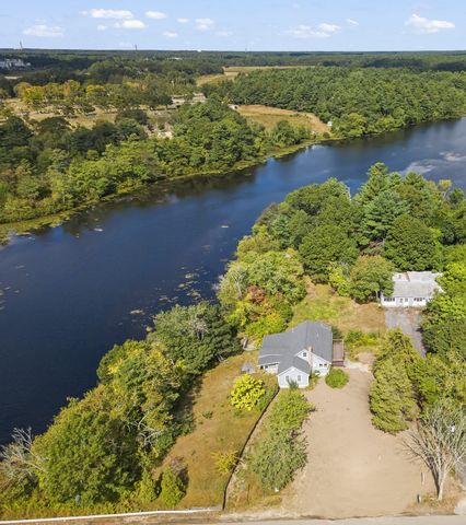 2576 Cranberry Hwy, Wareham, MA 02571