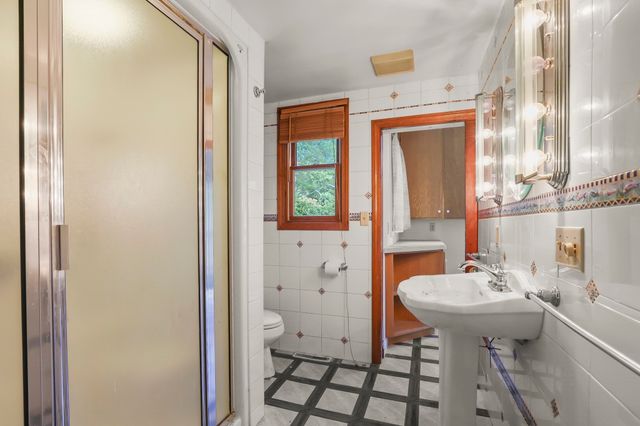 2576 Cranberry Hwy, Wareham, MA 02571