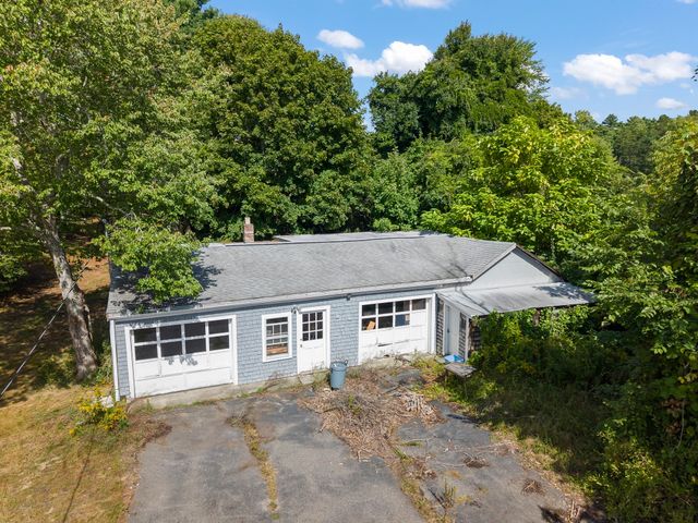 2576 Cranberry Hwy, Wareham, MA 02571