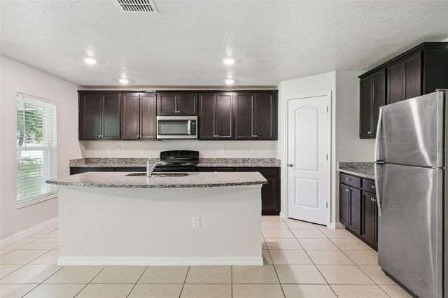 1676 GOPHER TREE STREET, Mascotte, FL 34753