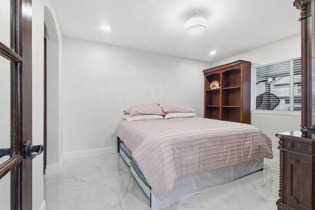 4949 N Highway A1a 213, Fort Pierce, FL 34949