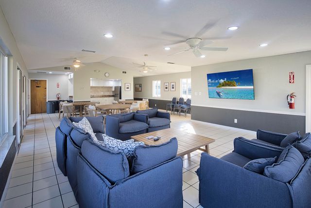 4949 N Highway A1a 213, Fort Pierce, FL 34949