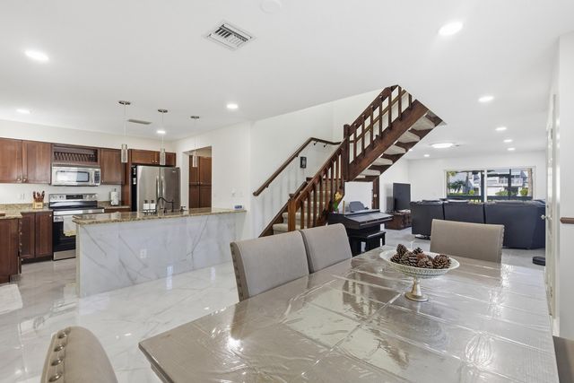 4949 N Highway A1a 213, Fort Pierce, FL 34949