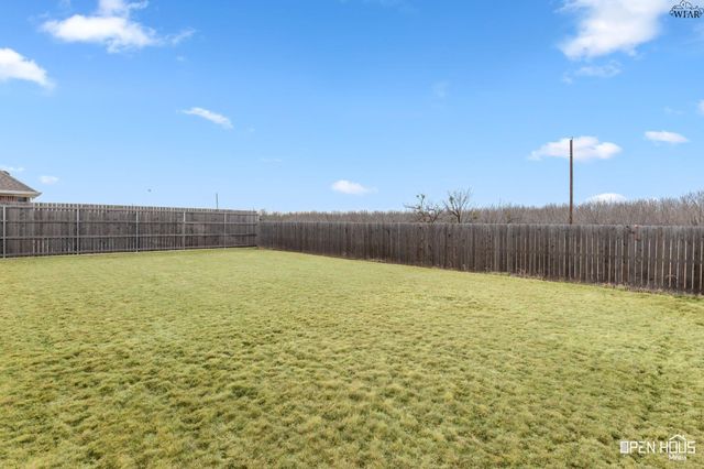 4918 LEDGESTONE DRIVE, Wichita Falls, TX 76310