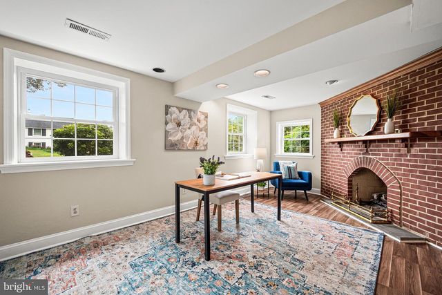 109 WESTMINSTER DR, Wallingford, PA 19086