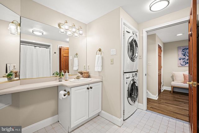 109 WESTMINSTER DR, Wallingford, PA 19086