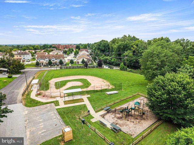 109 WESTMINSTER DR, Wallingford, PA 19086