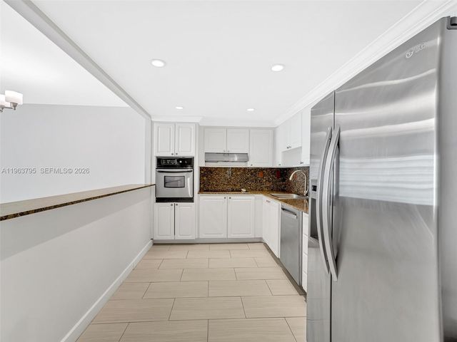 19380 Collins Ave 1005, Sunny Isles Beach, FL 33160