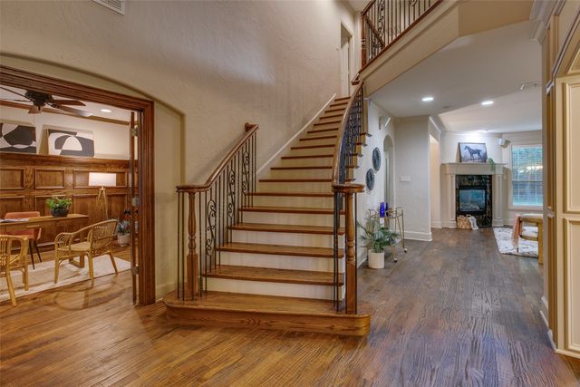 7238 Casa Loma Avenue, Dallas, TX 75214