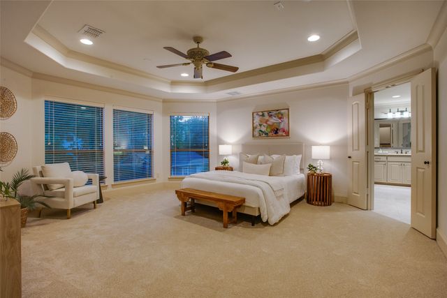 7238 Casa Loma Avenue, Dallas, TX 75214