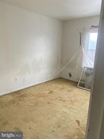 501 TAVENNER CT, Sterling, VA 20164