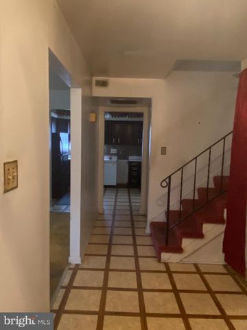 501 TAVENNER CT, Sterling, VA 20164