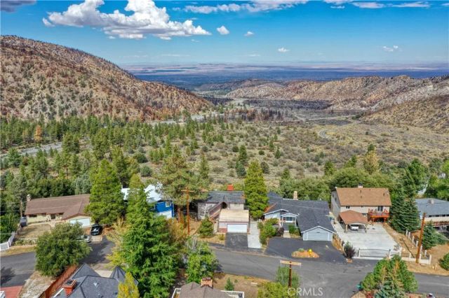 5534 Easter, Wrightwood, CA 92397