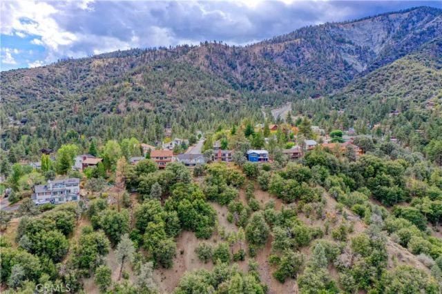 5534 Easter, Wrightwood, CA 92397
