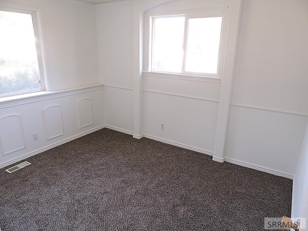 Image 11 of property listing at 530 N 6th W, St Anthony, ID 83445