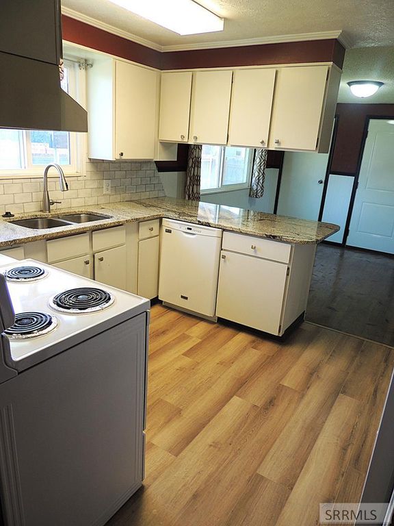 Image 4 of property listing at 530 N 6th W, St Anthony, ID 83445