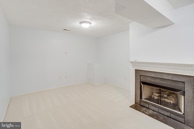6189 TAG CT, Woodbridge, VA 22193