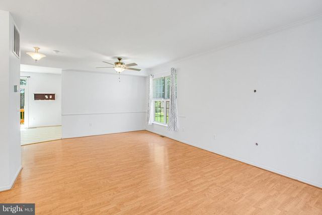 6189 TAG CT, Woodbridge, VA 22193
