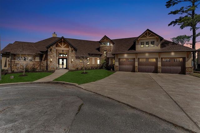 22517 Bayview Circle, Huntsville, TX 77320