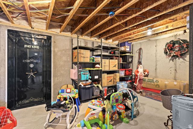 766 W 2825 N, Pleasant View, UT 84414