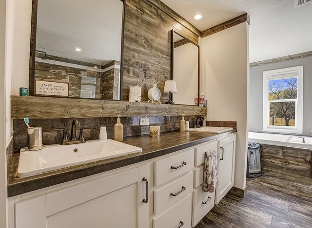 399 County Road 3015, New Boston, TX 75570