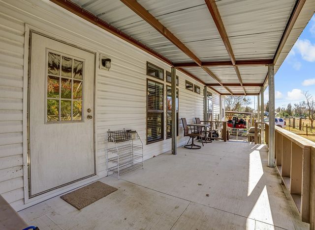 399 County Road 3015, New Boston, TX 75570