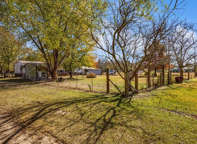 399 County Road 3015, New Boston, TX 75570