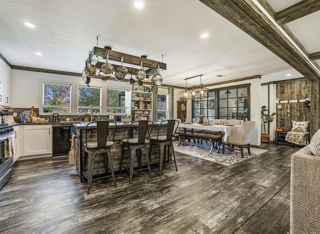 399 County Road 3015, New Boston, TX 75570