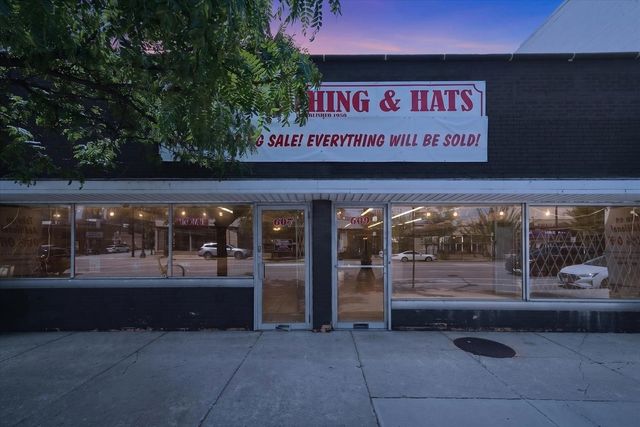 607 W Roosevelt Road, Chicago, IL 60607