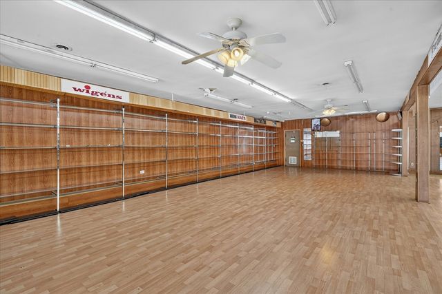 607 W Roosevelt Road, Chicago, IL 60607