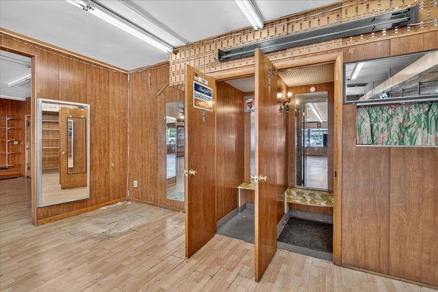 607 W Roosevelt Road, Chicago, IL 60607