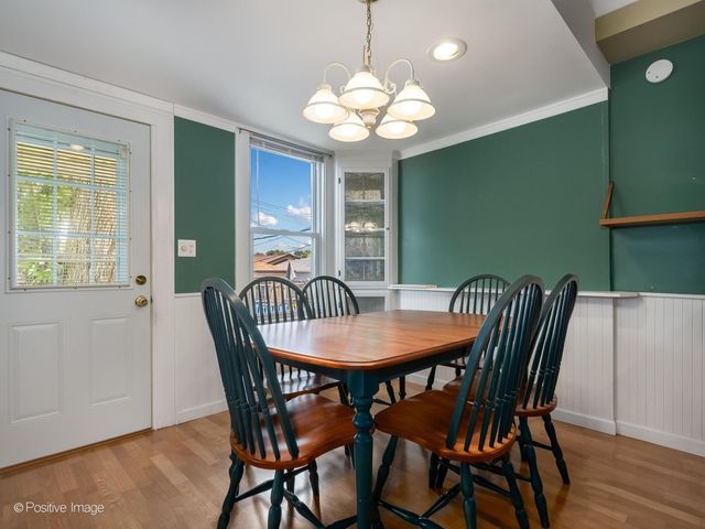 11215 S Sawyer Avenue, Chicago, IL 60655