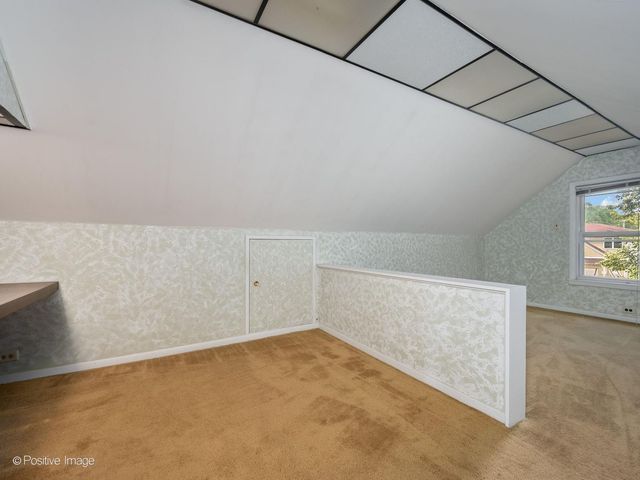 11215 S Sawyer Avenue, Chicago, IL 60655