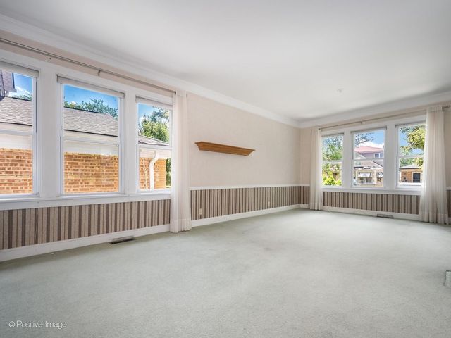 11215 S Sawyer Avenue, Chicago, IL 60655