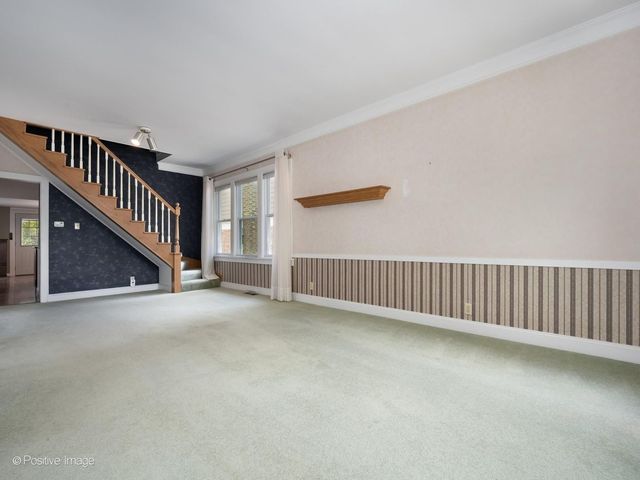 11215 S Sawyer Avenue, Chicago, IL 60655